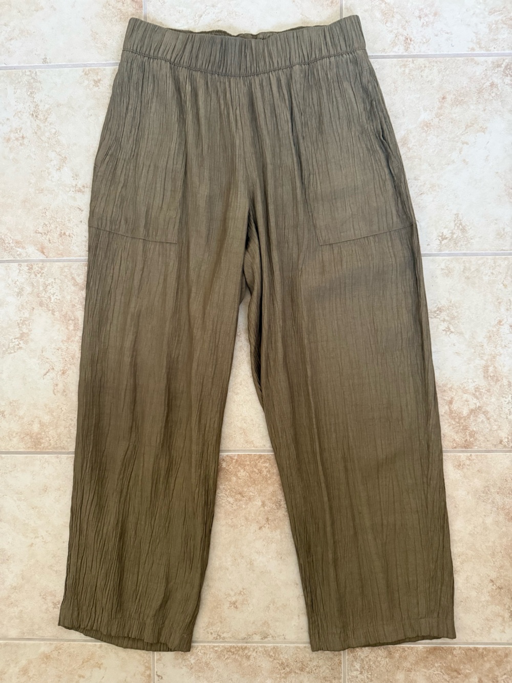 Zara Olive Crinkle Pull-On Wide Leg Pants Size M